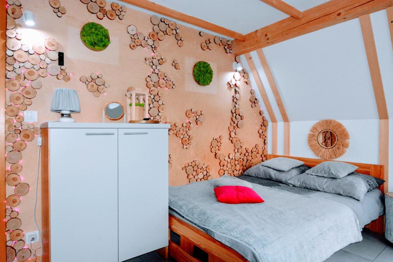 Lux Houses W Domku Tylko Dwa Apartamentyz Jacuzzi Zewnetrznym Groń Extérieur photo