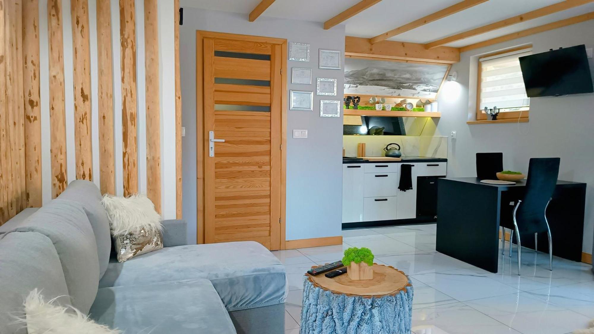 Lux Houses W Domku Tylko Dwa Apartamentyz Jacuzzi Zewnetrznym Groń Extérieur photo